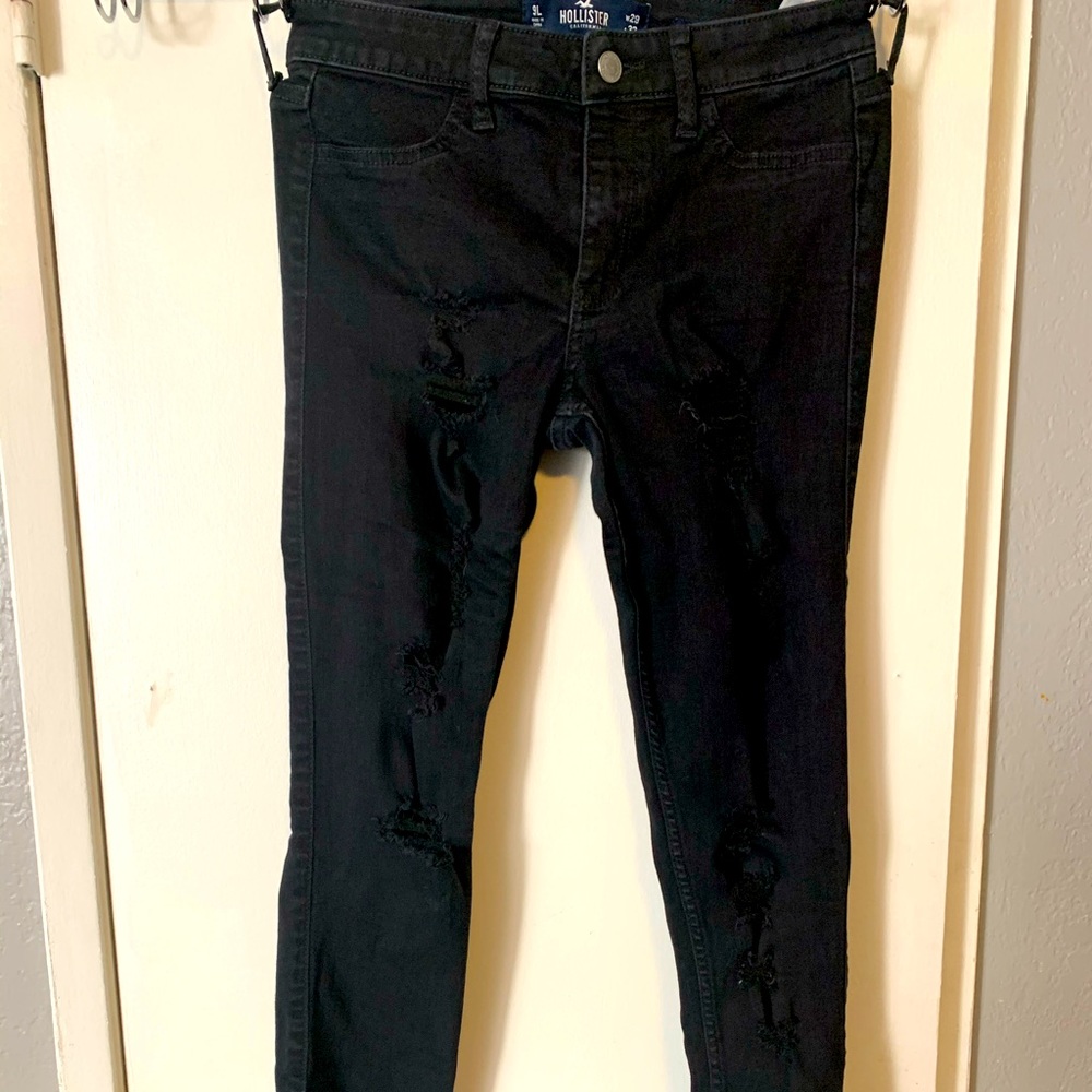 Hollister black jeans size 29 destroyed look